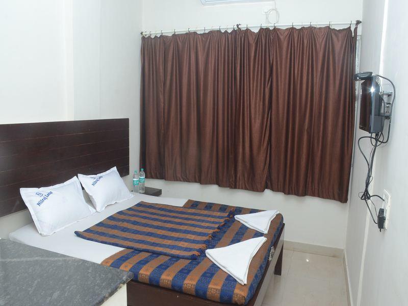 Nilraj Lodge Ratnāgiri Buitenkant foto